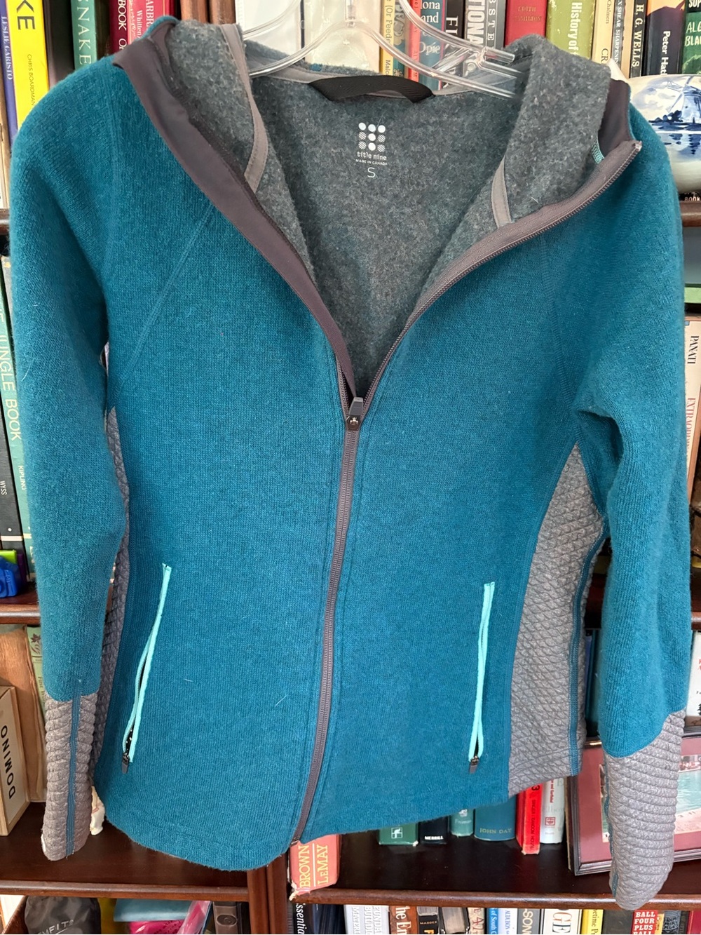 Women's Teal Zip-Up Hooded Jacket with Grey Accents title nine
